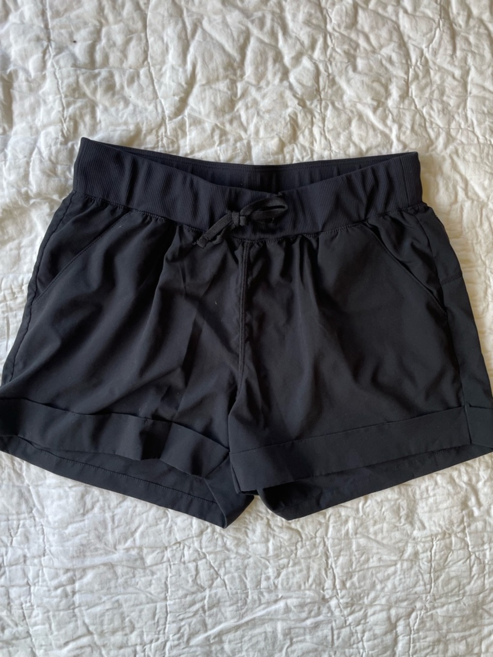 Women’s Elastic Waist Pull-On Shorts — size M - Picture 4 of 7